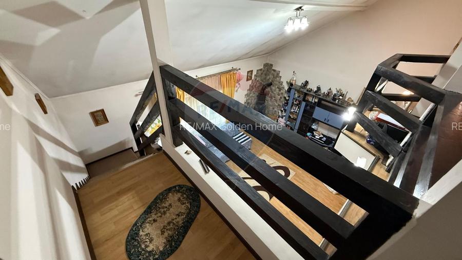 Casă / Vilă cu 5 camere - 7