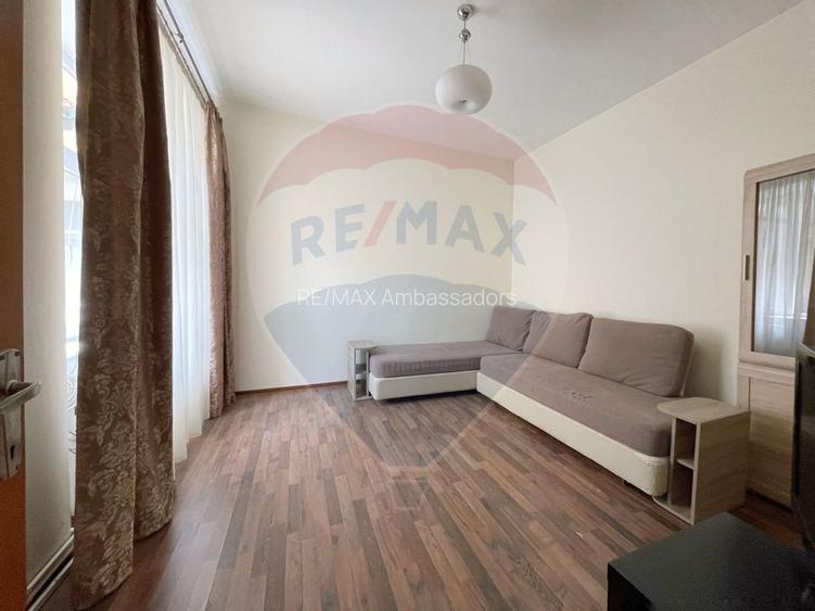 Apartament spațios în clădire istorică – 70 mp, Palatul Istvan Nemes - 2