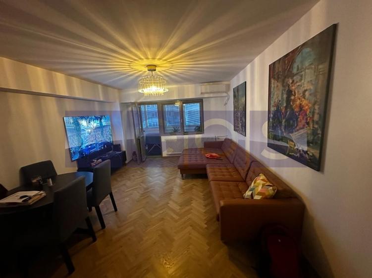 APARTAMENT DEOSEBIT 3 CAMERE – ZONA PIAȚA VICTORIEI – COMPLET RENOVAT! - 2