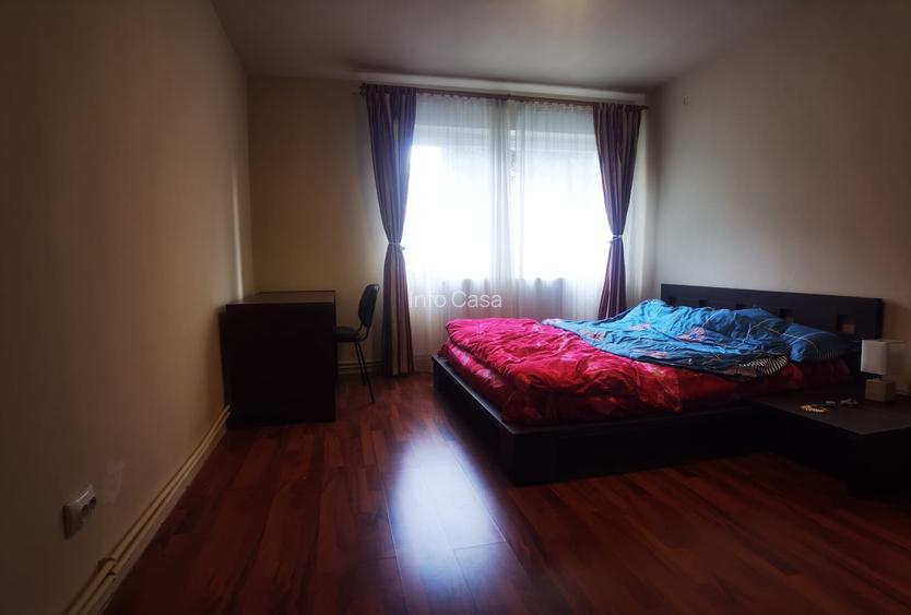 De inchiriat 3 camere - 8