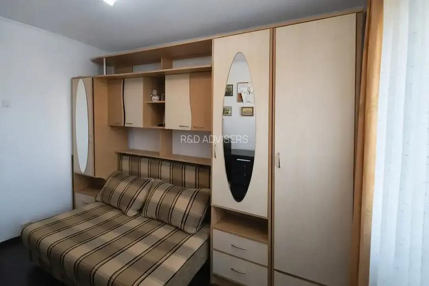 3 camere | Metrou Păcii | Boxă + parcare | Mutare directa - 13