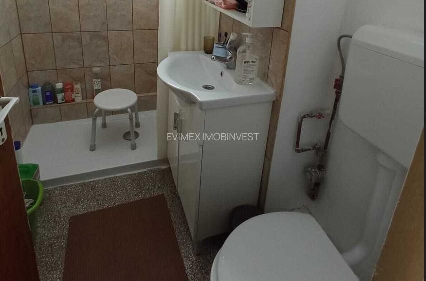 Titan vanzare ap. 3 camere centrala proprie - 4