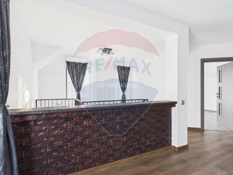 Casă / Vilă cu 5 camere de vânzare - 21