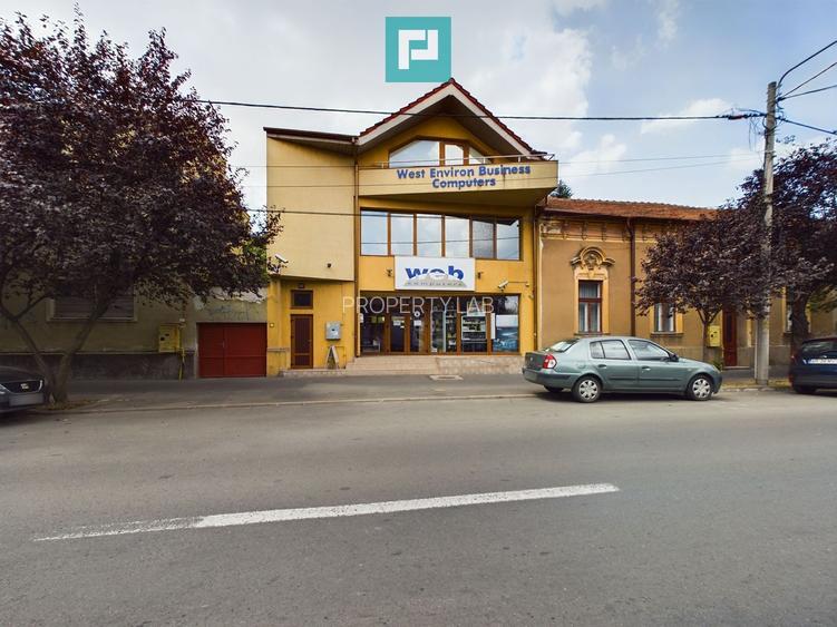 Clădire comercială în zonă centrală - 2