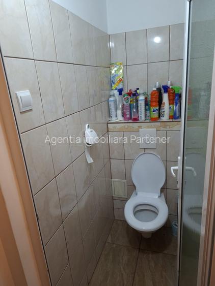 3 camere Exercițiu / fondul vechi , Decomandat / centrala , Amplasament DEOSEBIT - 11