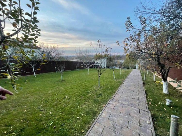 Vila de vanzare 6 camere deschidere directa la Lacul Snagov, 250 mp - 8