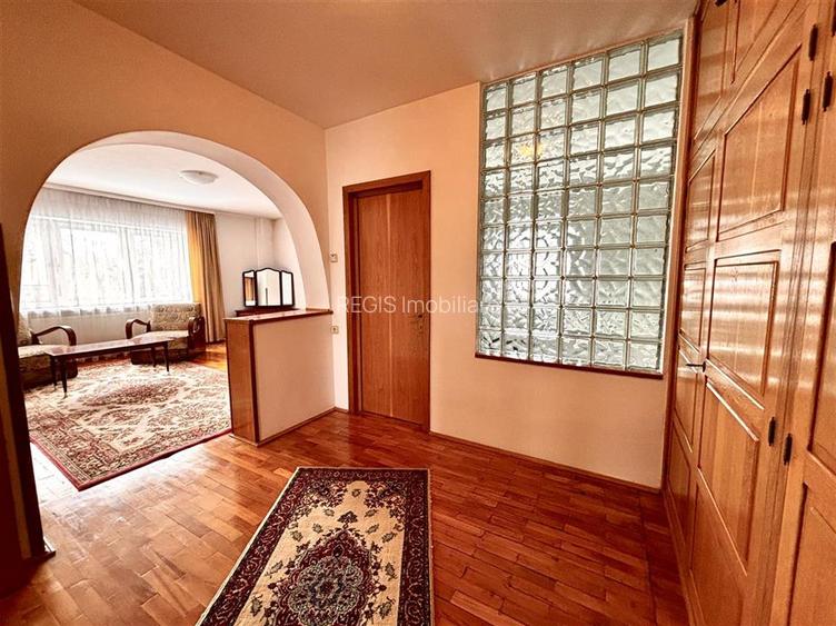 Vila zona Coresi: 1170 mp teren, 6 camere | De vanzare - 13