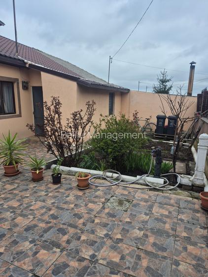 Casă în Năvodari, zona Lac Tăsăul! - 2