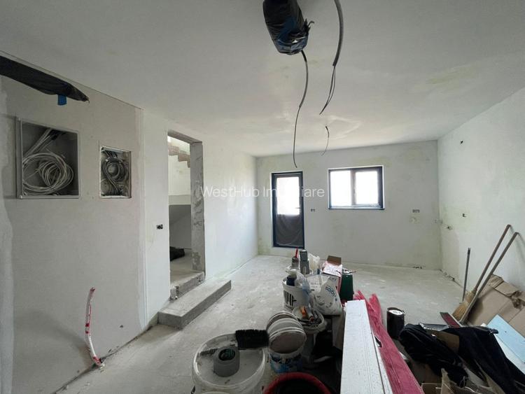 Casa individuala 4 camere si garaj Mosnita Veche - 18