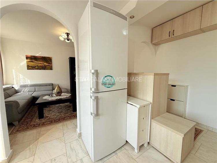 Inchiriez apartament cu 3 camere situat ultracentral complet mobilat - 4