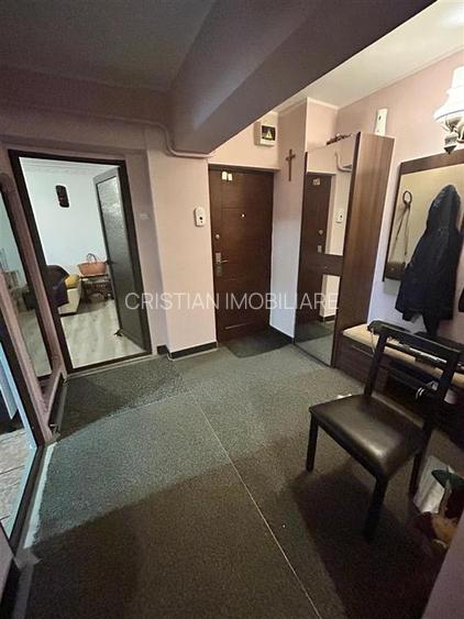 3 camere, decomandat, Mobilat, 2 balcoane, Vidin - 7
