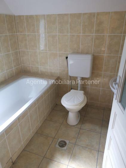 Imobil Mosoaia - Hintesti, 14 camere, teren 1.382mp - 3