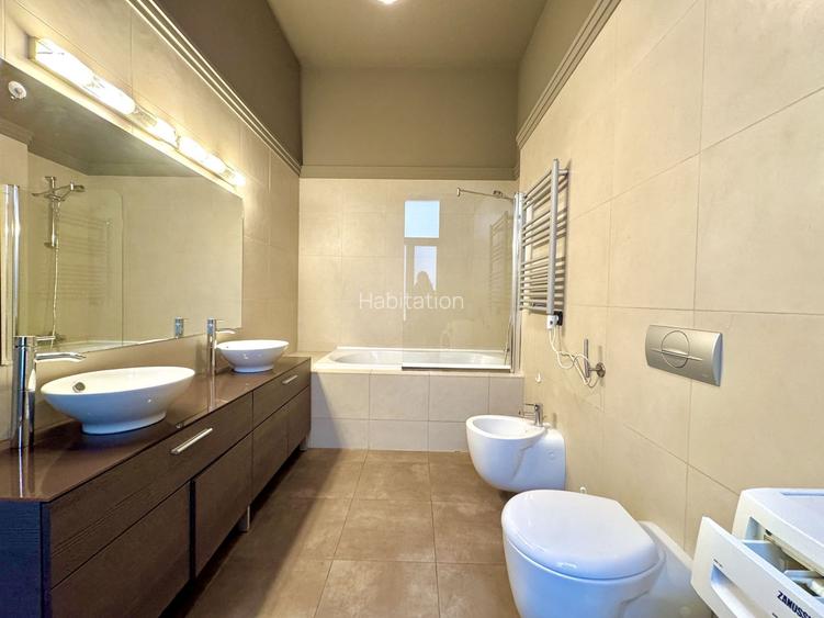 Apartament 3 camere, elegant si spațios, in Piața Unirii - 12