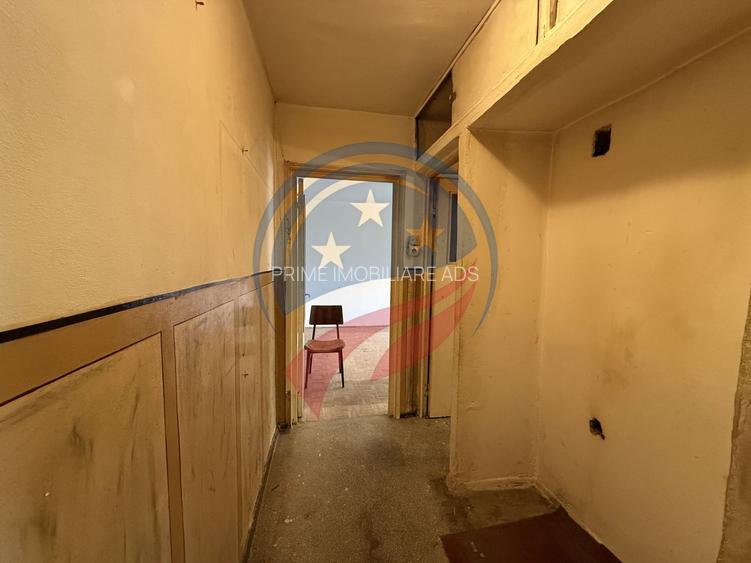 Apartament 3 camere de vanzare/Racheta/Craiovita - 4