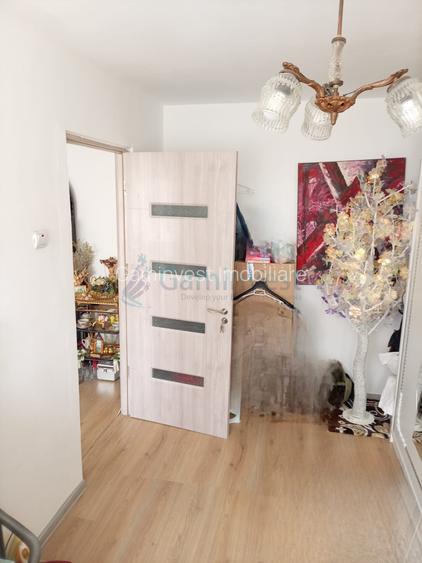Apartament de vanzare in Oradea cu 2 camere, zona Rogerius - 5