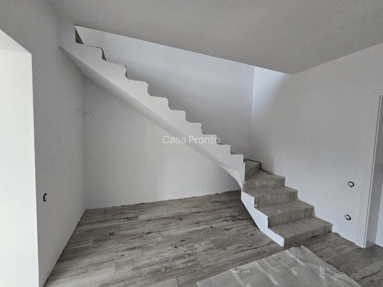 De vanzare Parte de Duplex, zona Centru. - 10