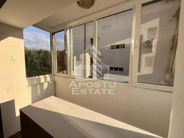 Apartament cu 3 camere, 2 bai, centrala proprie, zona Soarelui - 8