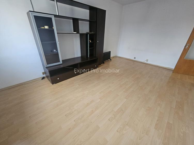 Gorjului Moinesti Scoala 309 Et.4 Decomandat 50mp Liber Contorizat Merita V.. - 13