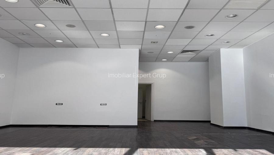 Zona 1 Mai - Turda 59 mp vitrina 4 m vizibilitate excelenta - 2