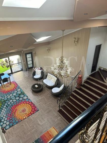 Casa 4 camere de vanzare in Centru, Oradea - 2