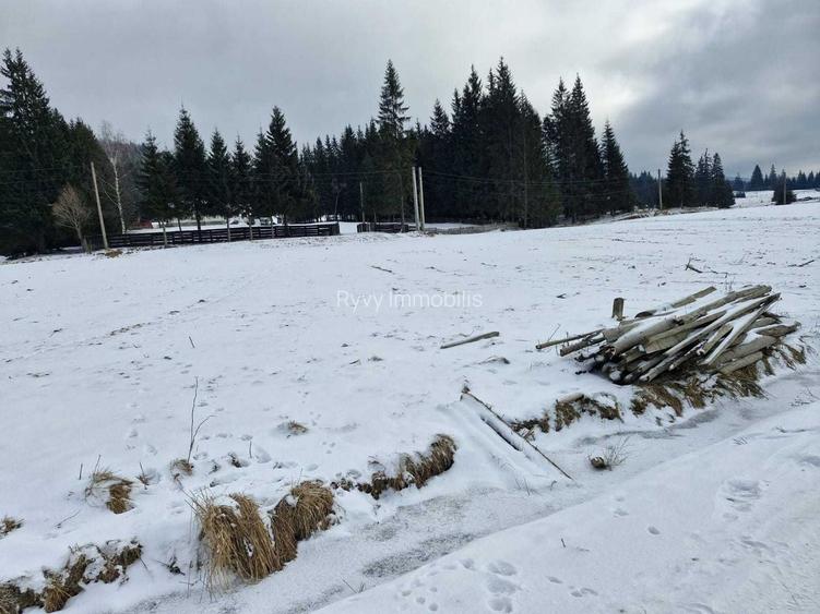 Teren intravilan, 750 mp în loc.Comandău, jud.Covasna. - 7