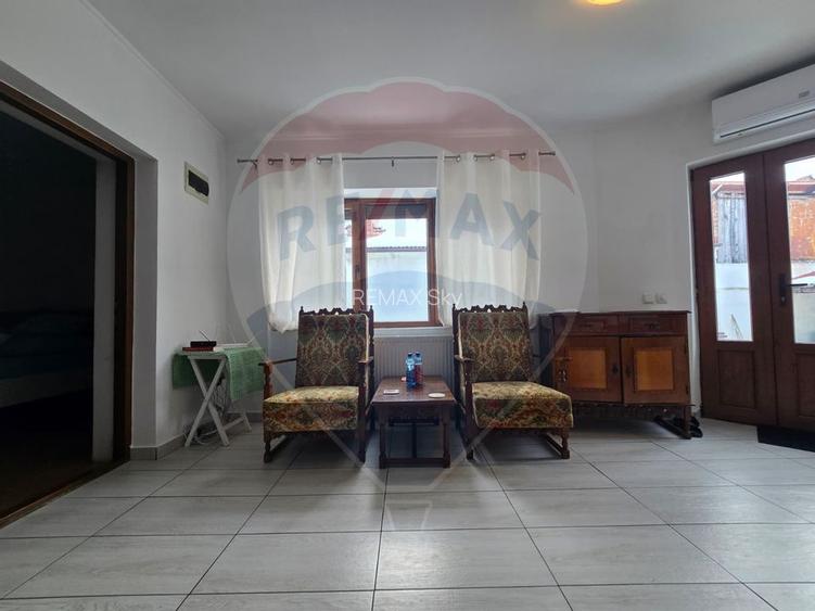 Casă complet renovată, eficientă energetic-Str. Morii nr. 15 - 13