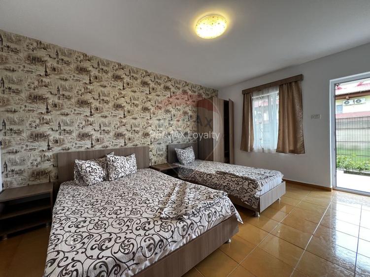 Casa si pensiune la pret atragator in 2 Mai Limanu Constanta - 6