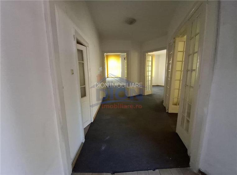 Pache Protopopescu - Agricultori - Sc. Internationala Britanica - 5