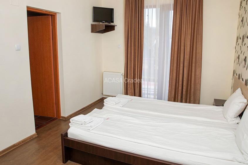 Pensiune, teren 4.460 mp, Hidișelul de Jos, Bihor. 685.000 Euro (neg). - 27