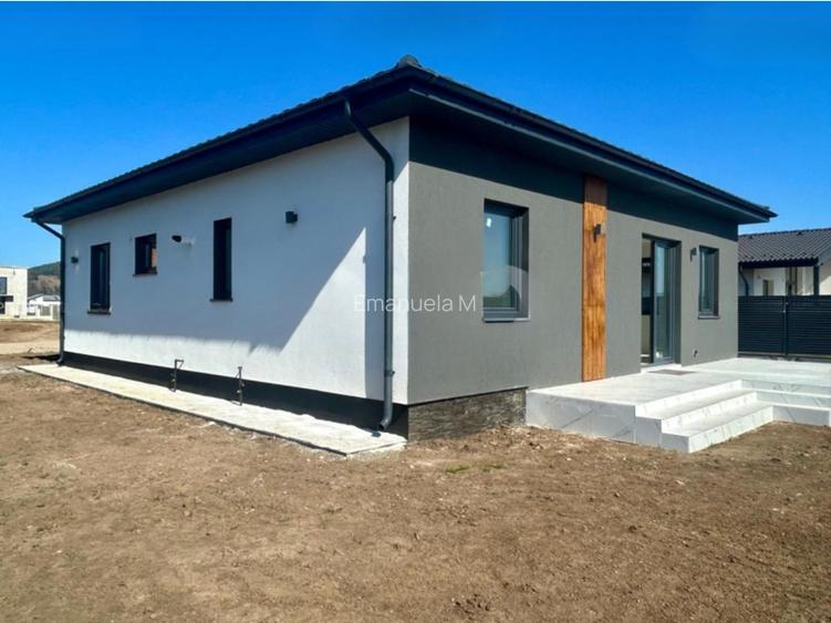 Casa cu 4 camere | Finisaje la alegere | Toate utilitatile | Sânpetru, Brasov - 14