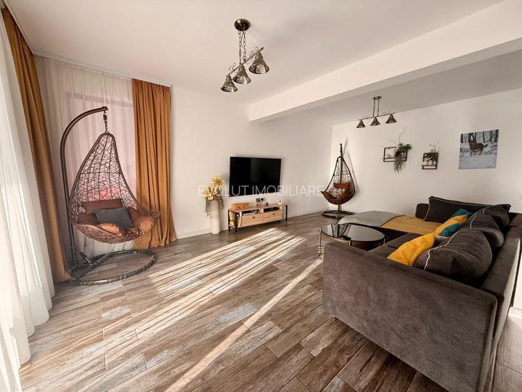 Casa moderna cu 4 camere, garaj 3 masini, curte amenajata – Valu lui Traian - 28