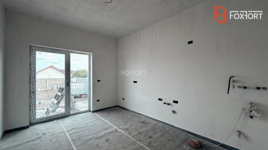 Duplex cu 4 camere de vanzare + 2 locuri de parcare in Sanandrei  - 10