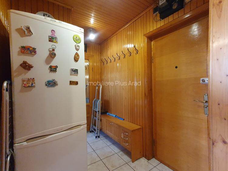 Vand apartament cu 3 camere zona Fortuna - 9