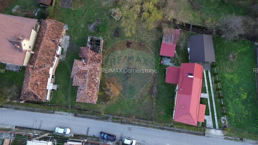 Casă si teren de vânzare in Leresti la super preț - 6