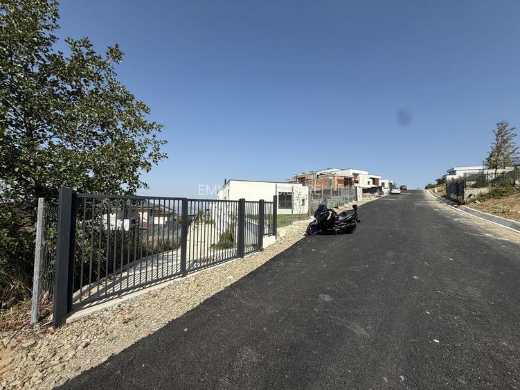 Casa de vanzare Zona Wonderland - 12