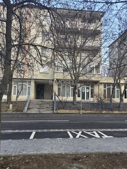 Apartament 2 camere decomandat-zona Spitalul Judetean-129.000 euro neg - 2