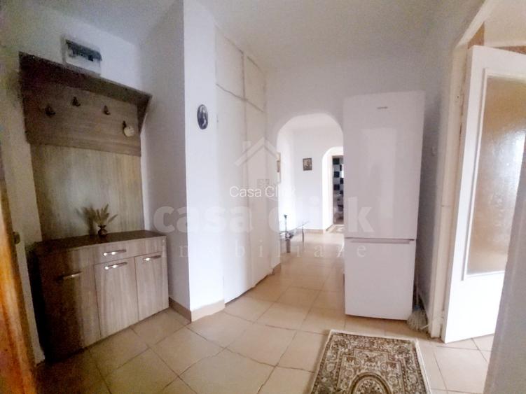 3 camere, etaj 2, balcon închis – Micro 21 - 3