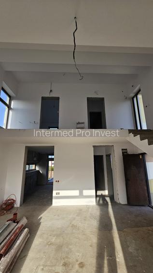 Cumpana- vila P+M,constructie solida, teren 320mp - 3