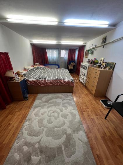 Vila 10 camere | Curte| Vitan | Metrou| Mihai Bravu 10' - 10