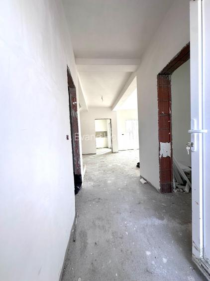 Duplex 4 camere despartit prin garaj - Mosnita Noua in zona foarte buna - 8