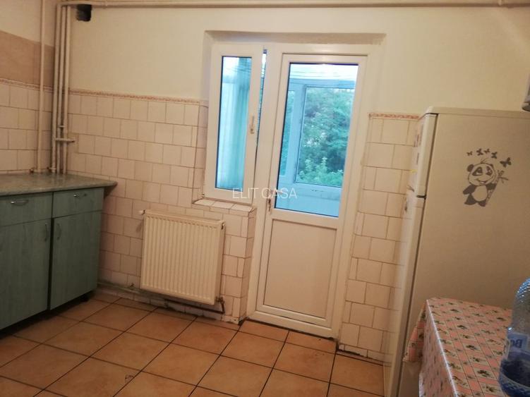 3 camere, decomandat, etaj 2/4, Nicolina - 3