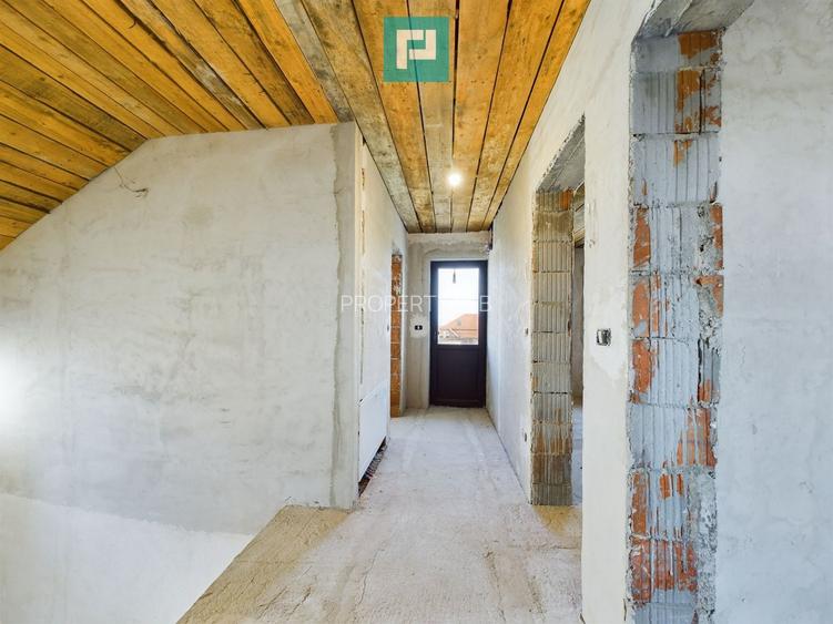 Casă la gri în Livada - 11