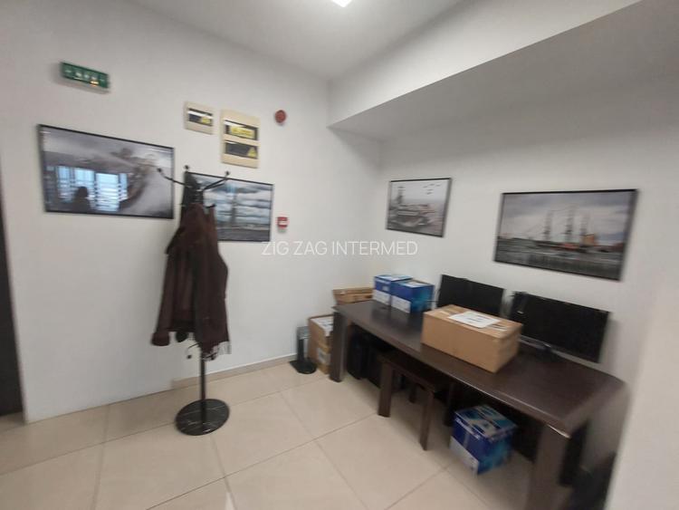 Centru - Bd. Mamaia , spatiu IDEAL BIROURI in cladire reprezentativa , 240 mp. - 7