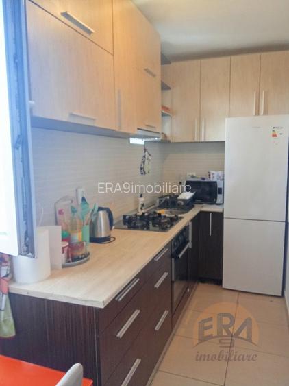 Apartament 3 camere, Nufarul, Str. Piata Nucetului - 7