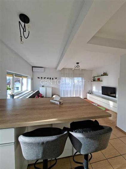 Apartament 2 camere si balcon zona Trei Stejari - 4