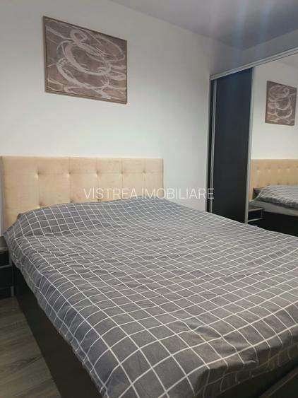2 camere pentru Ucraina // Parcare // Inchiriere minim 3 luni - 5