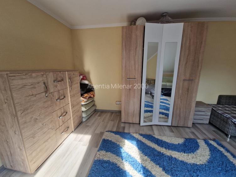 pe Calea Bogdaneștilor vecin Hotel - 7