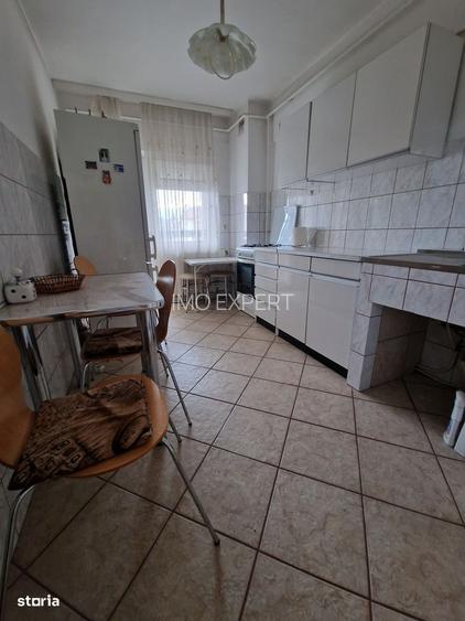 Persoana fizica vand apartament 3 camere ,central,Alba Iulia - 2