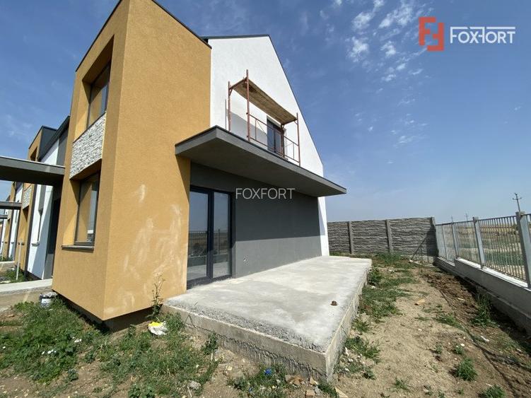 Casa tip triplex, cu 2 camere, de vanzare in Sanandrei. - 13
