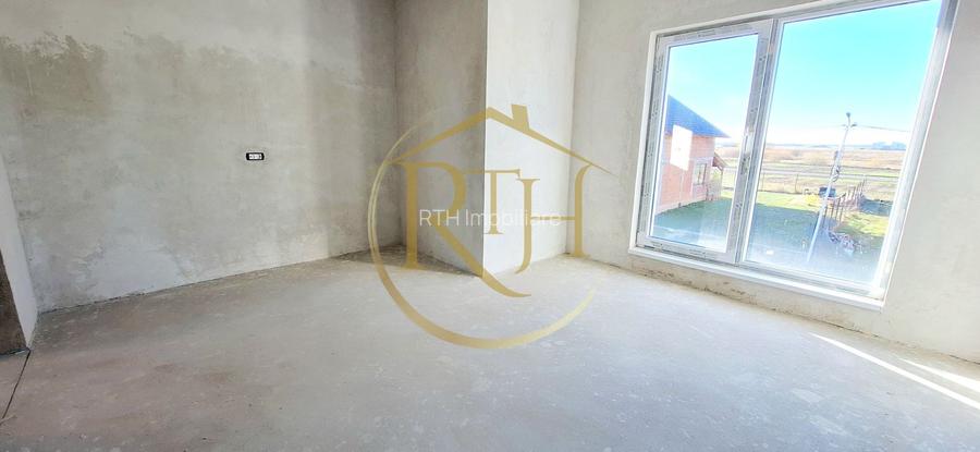 Oferim spre vanzare Case-Duplex cu 4 camere, situate in Giroc,  0% comision - 18